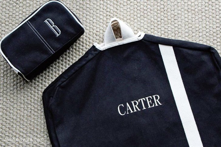 Marketing Your Brand by Using Branded, Personalized Garment Bags for Your Business