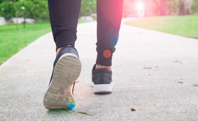 How walking tones your body – A complete guide for effective walking!